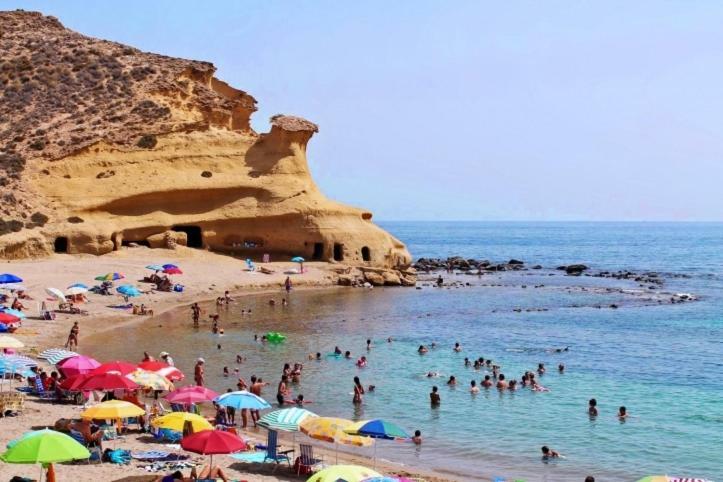 Calapanizo "Un Paraiso" El Pozo del Esparto Exterior foto