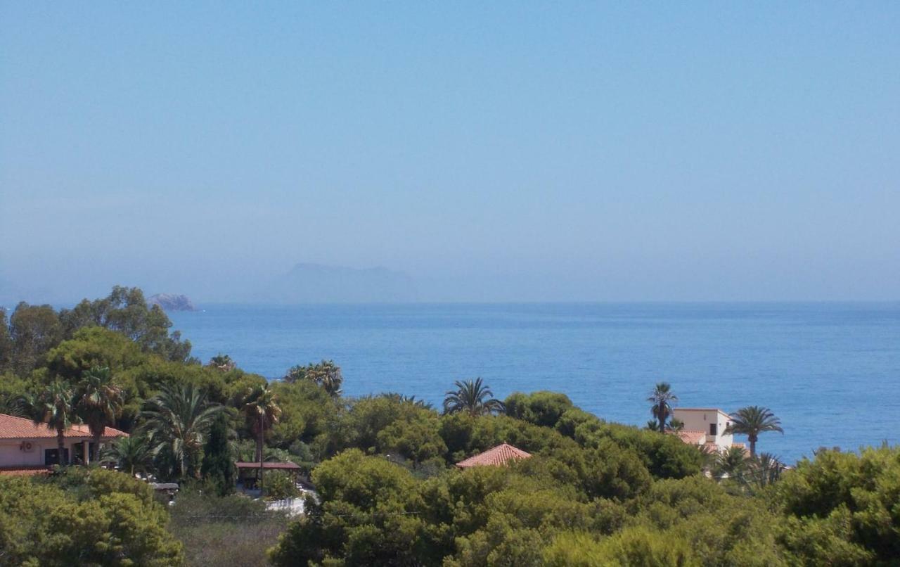 Calapanizo "Un Paraiso" El Pozo del Esparto Exterior foto